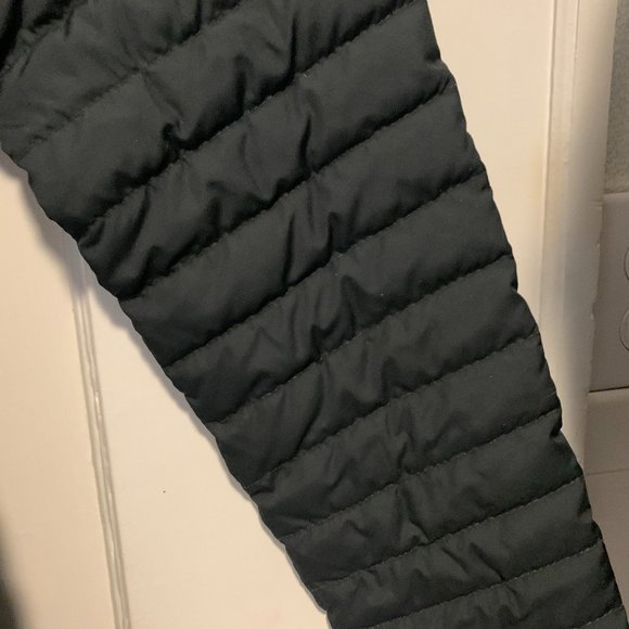 Athleta Asymmetrical Zippered -Lightweight Puffy Jacket-Grey Size M - Picture 7 of 11